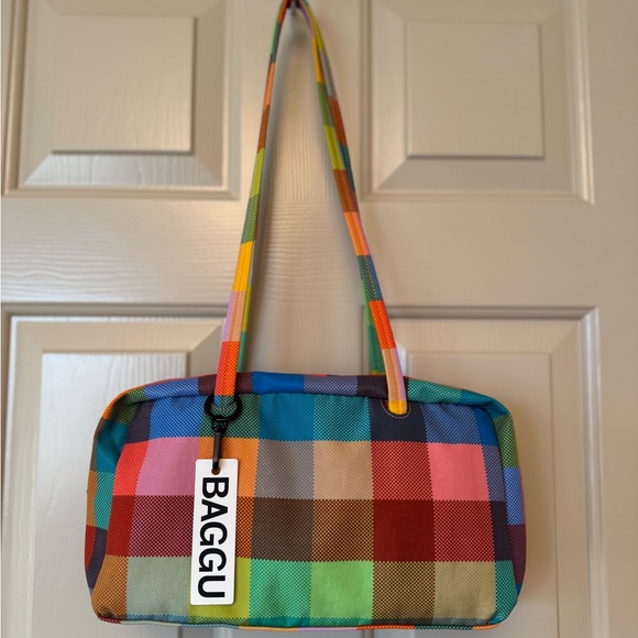 BAGGU Handbags - NWT Baggu Madras Bowler Bag